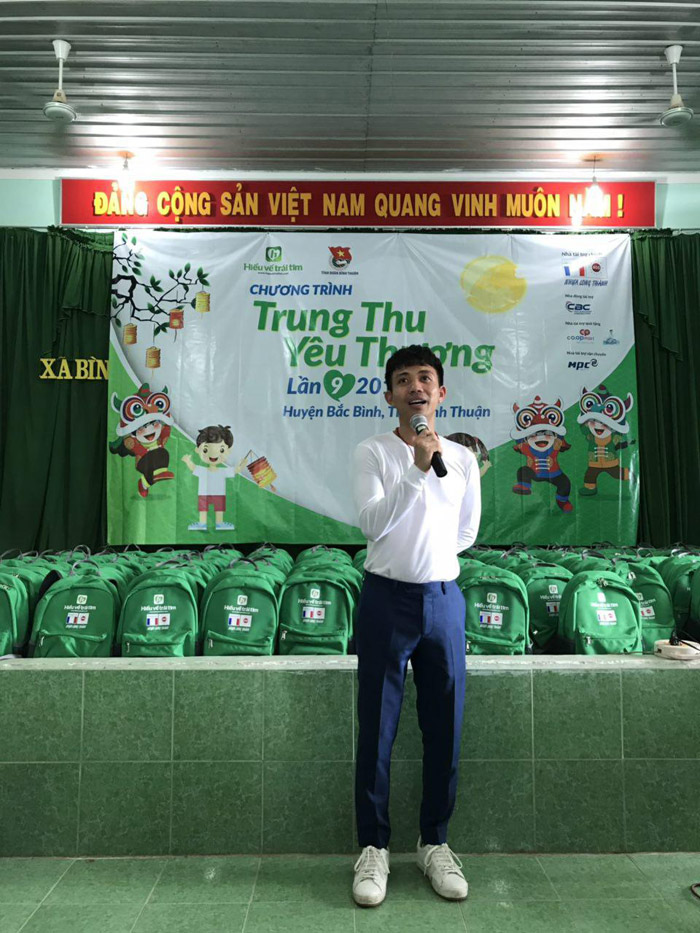 42505279_2252330251462713_7088701891206447104_o.