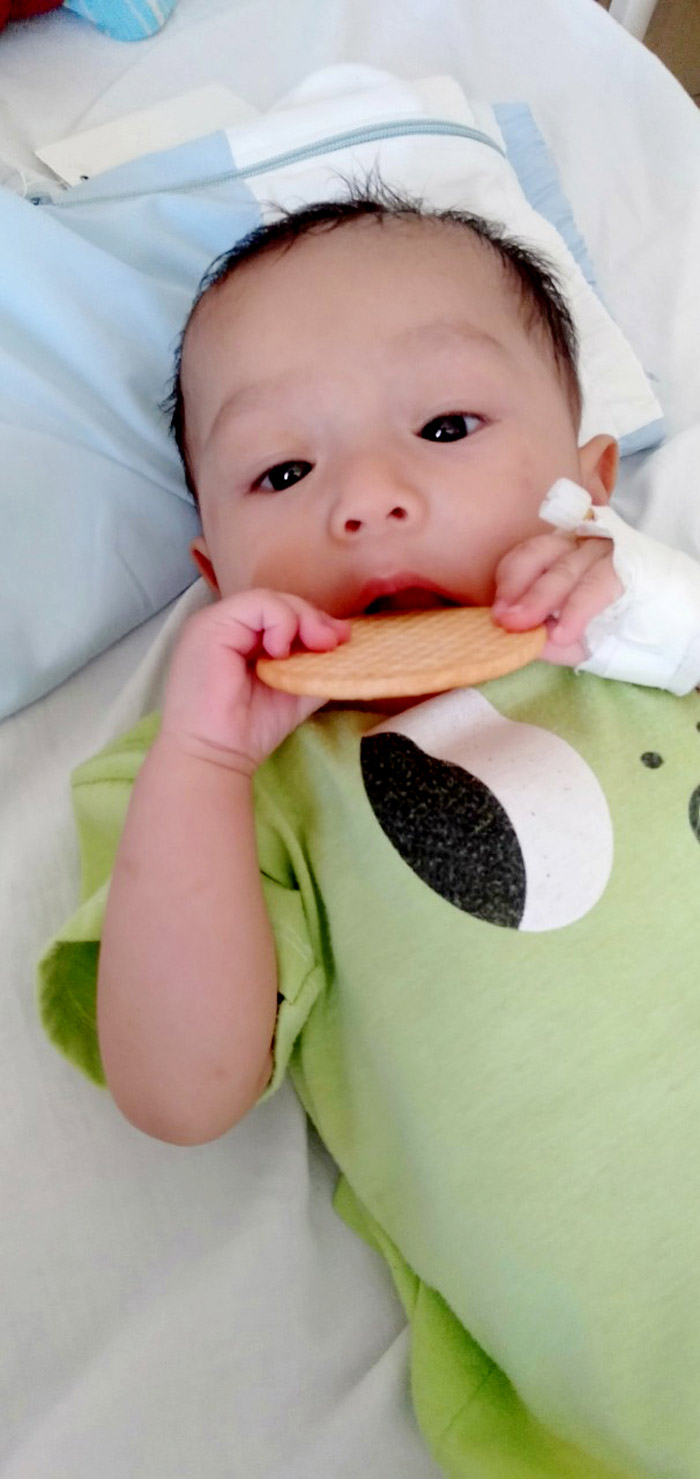 82744808626cab32f27d.