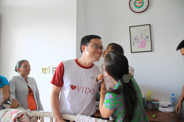 em-vui-ve-hon-moi--nguoi-thay-cho-loi-cam-on.