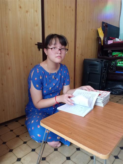 Ho-Hoang-Ngoc-01 (Custom).