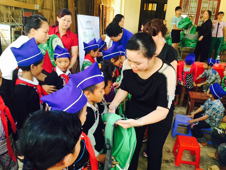 Noi tru tinh truong (6).