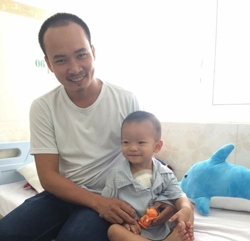 rsz_1quảng_nam-_hỏa_Đức_an_&_bố_sau_pt.