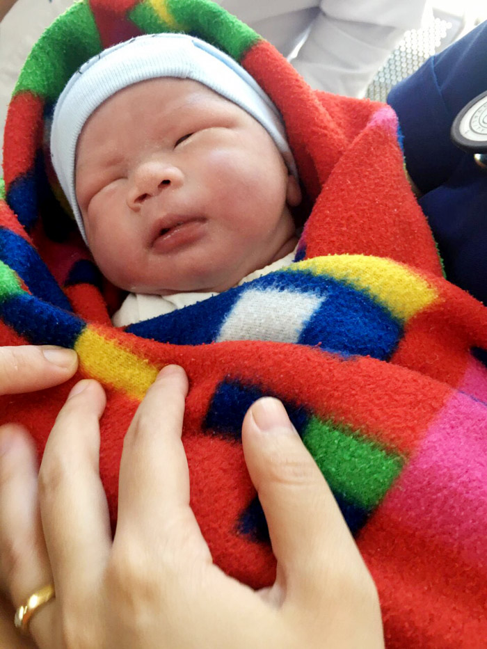 z4787935079176_0850ca4a65c865bf4360618f889bedae.