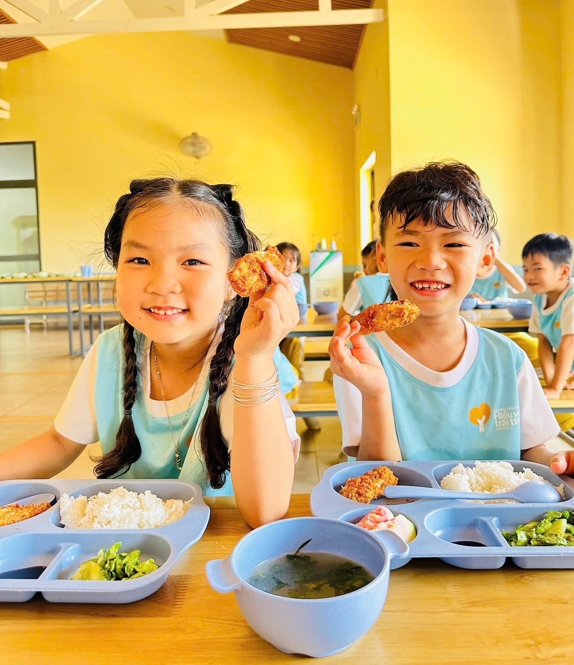 z6526103606550_b7e8e395650e695191b19804519828b6.