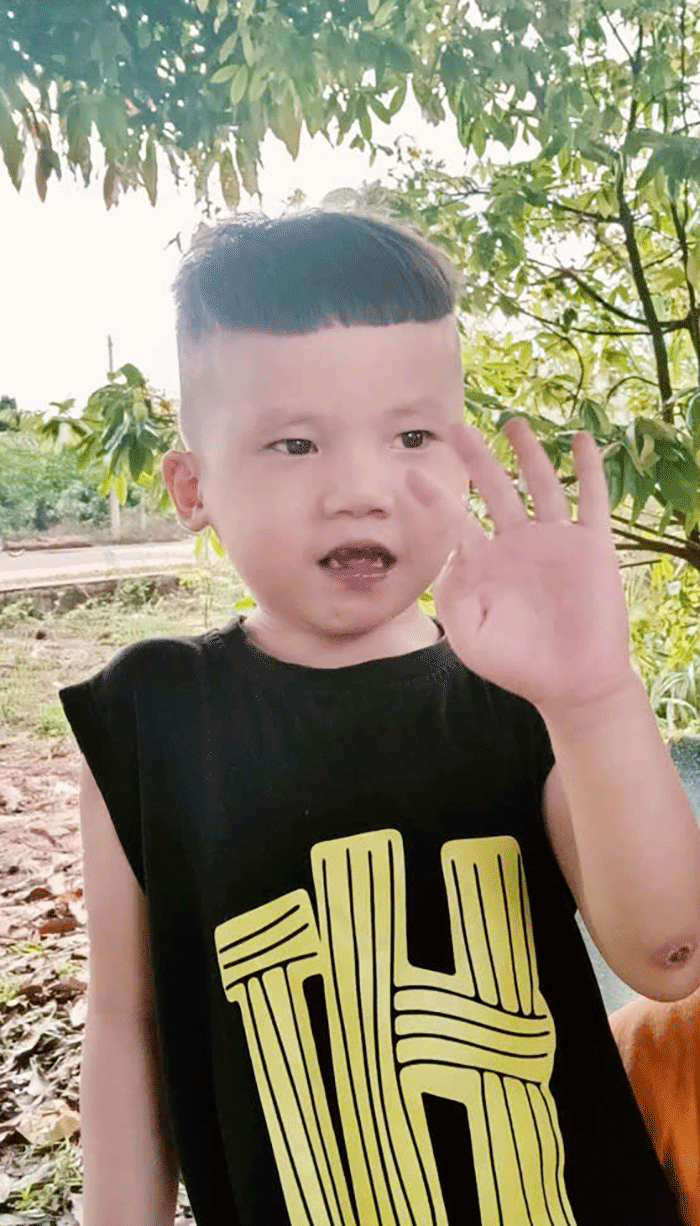 z7724810731347_5c09ff1971c13d51ed63ef592c46a36c.